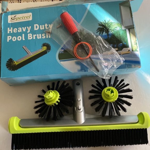 Pool Brush Head for In ground/Above Ground Swimming Pool heavy duty curved - Picture 2 of 13